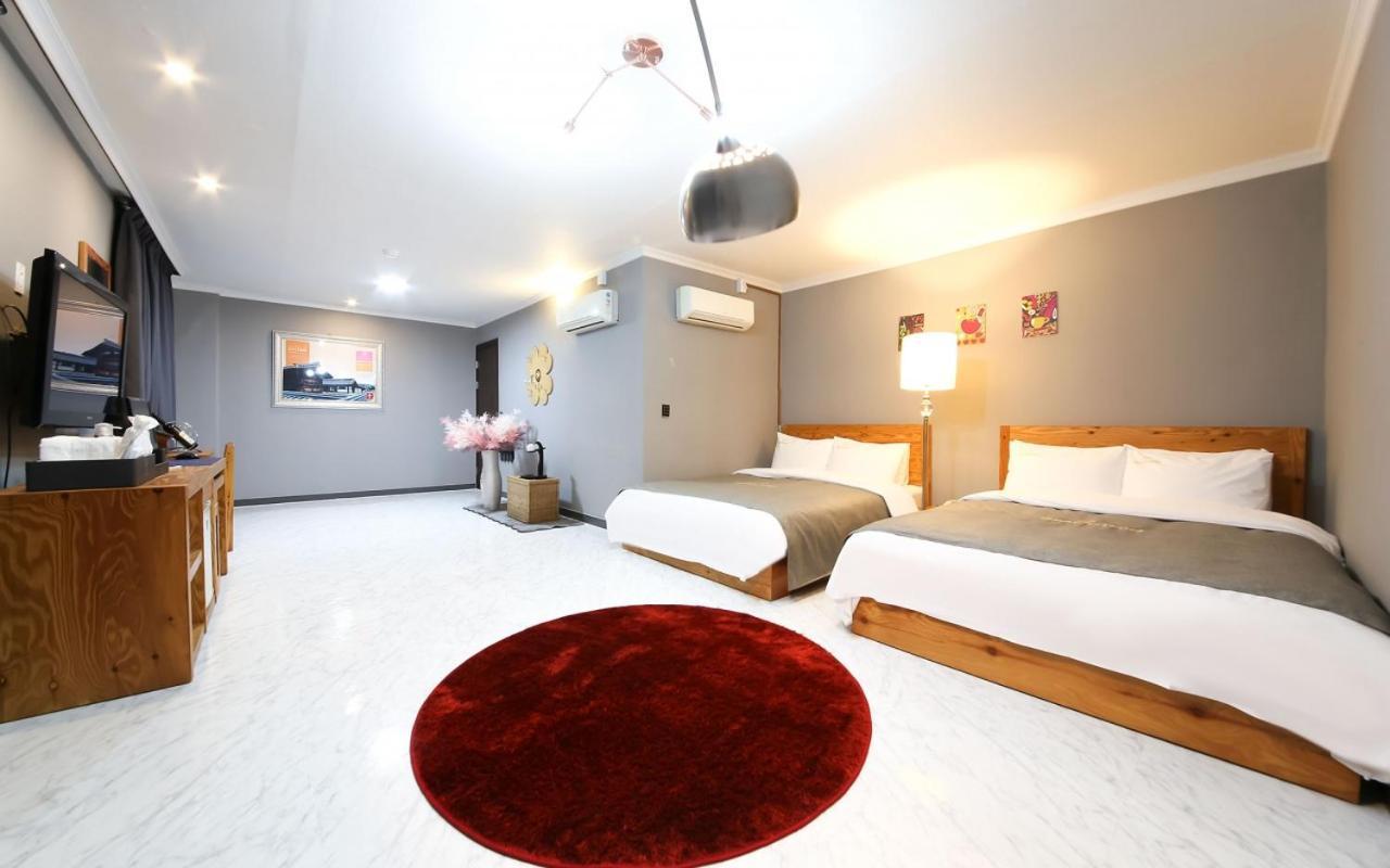 Gung Hotel Jeonju Buitenkant foto
