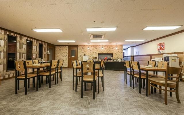 Gung Hotel Jeonju Buitenkant foto