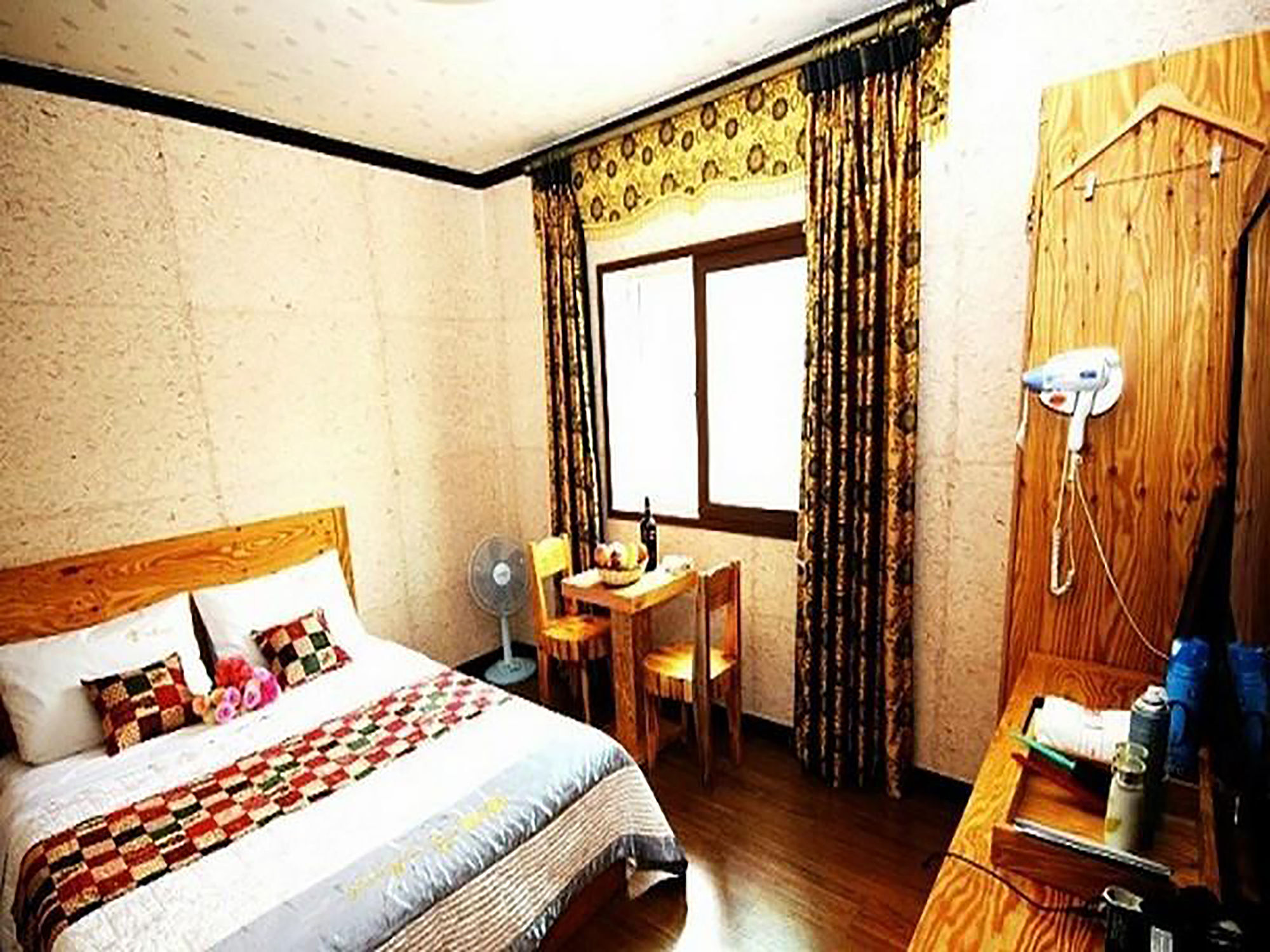 Gung Hotel Jeonju Buitenkant foto